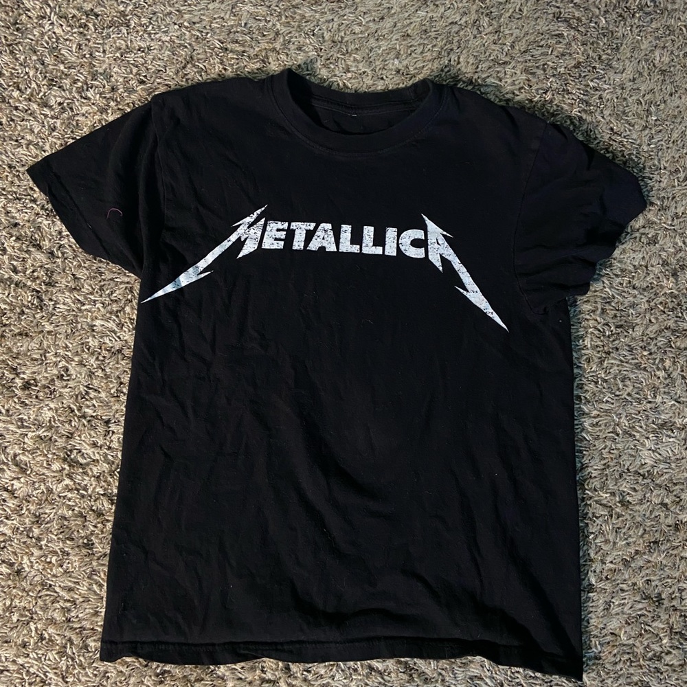 Metallica shirt